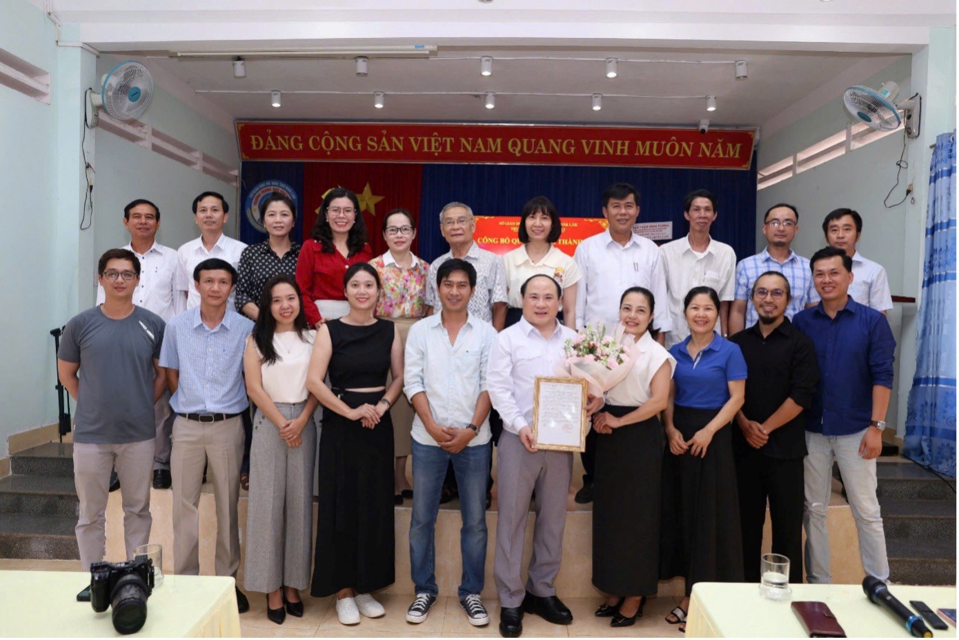 Ông Phạm Đình Vương được bầu giữ chức phó chủ tịch Trung ương Hội Giáo dục chăm sóc sức khoẻ cộng đồng