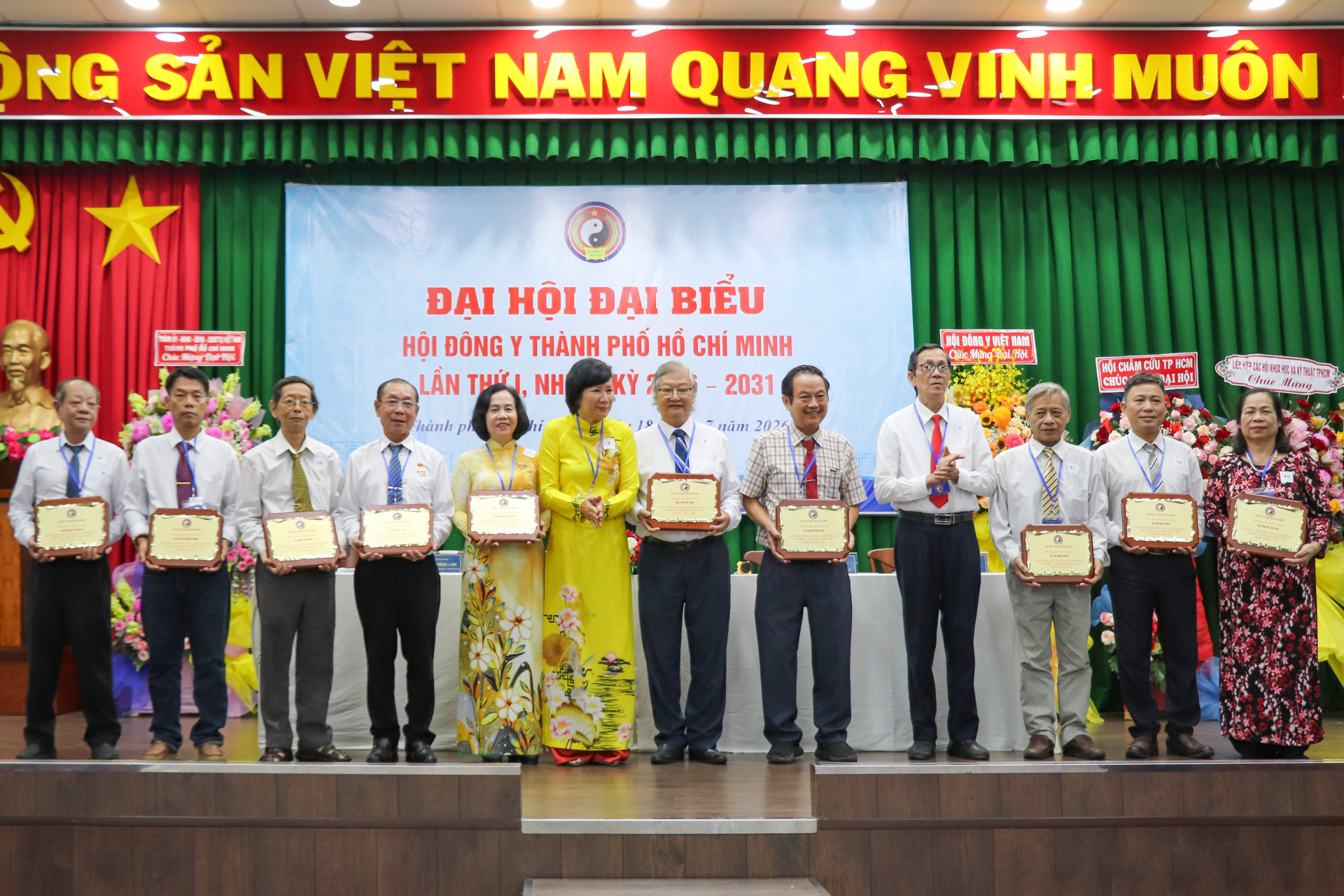 Đại hội đại biểu Hội Đông y TP.HCM lần thứ I: TS.BS Trương Thị Ngọc Lan được bầu làm Chủ tịch Đại hội đại biểu Hội Đông y TP.HCM lần thứ I: TS.BS Trương Thị Ngọc Lan được bầu làm Chủ tịch