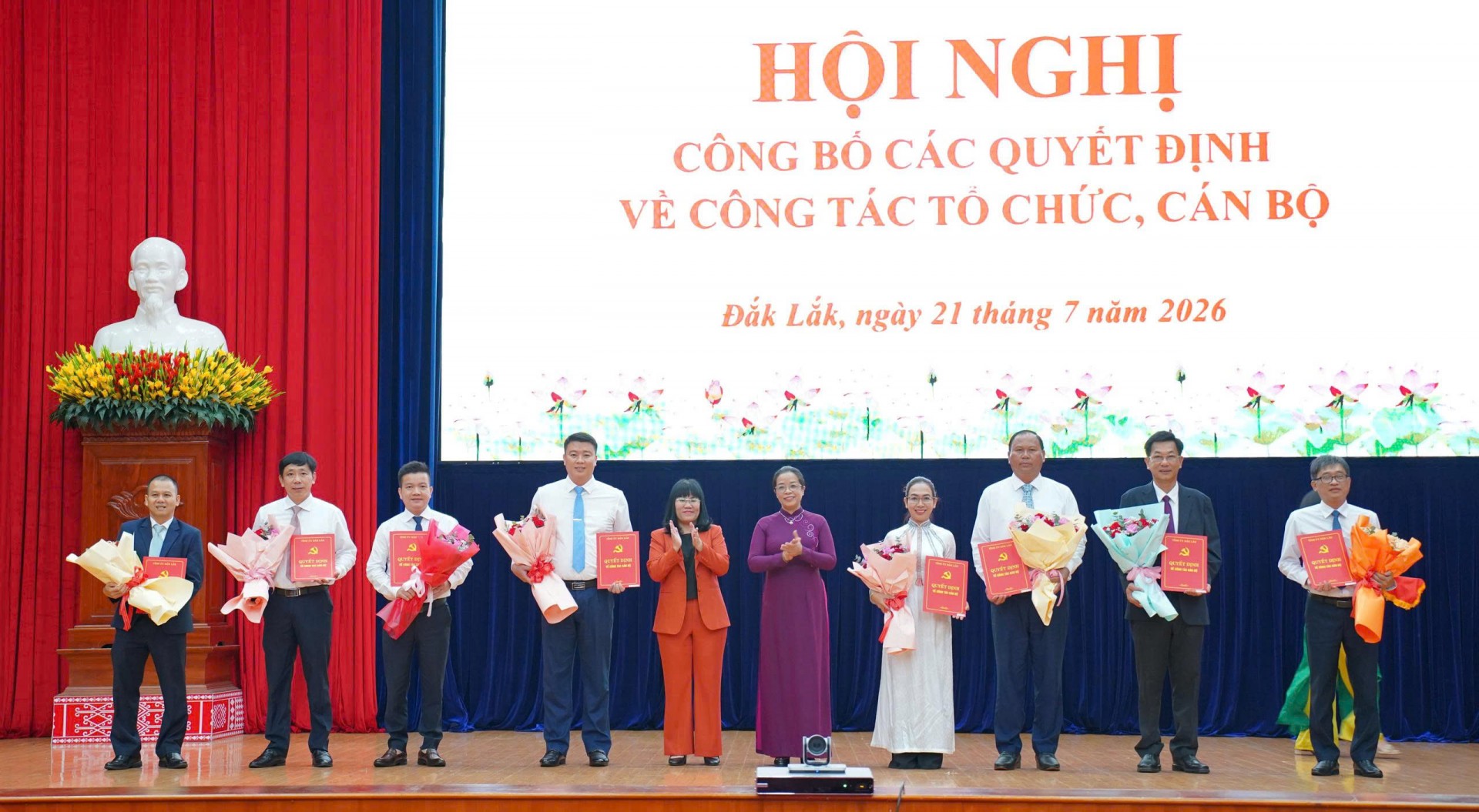 Đắk Lắk: Công bố các quyết định về công tác cán bộ Đắk Lắk: Công bố các quyết định về công tác cán bộ