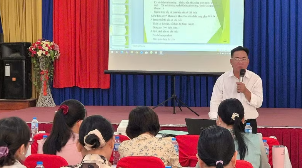 Không để những bữa ăn bán trú tiềm ẩn rủi ro