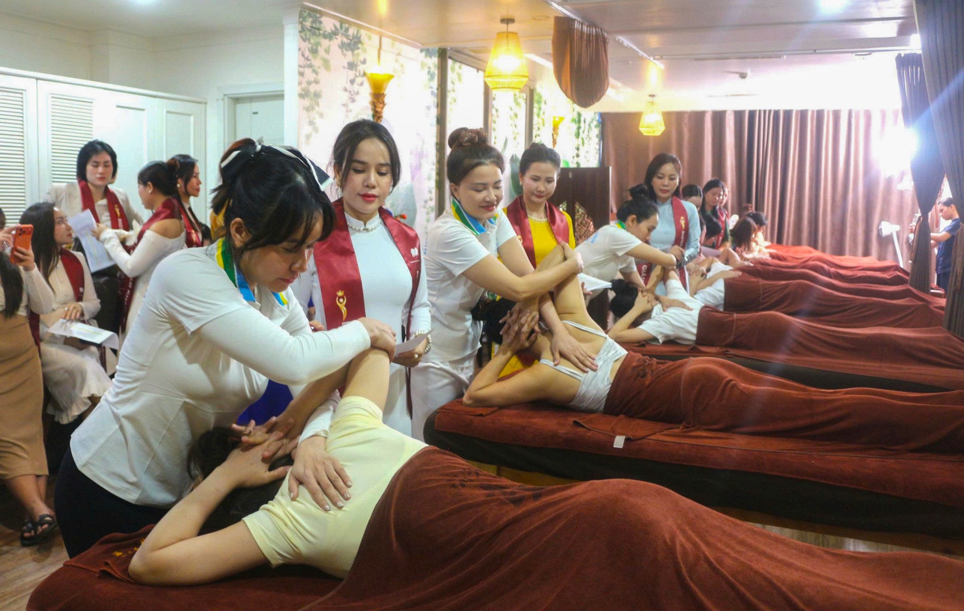 TP.HCM: Giao lưu tay nghề chăm sóc da, dưỡng sinh Đông y trong chuỗi hoạt động Master Beauty Awards 2026