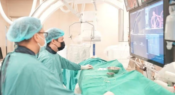 Hình thành hệ sinh thái y tế chuyên sâu quốc gia