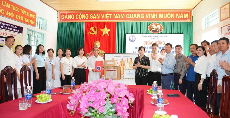 Tri ân quá khứ – Chăm lo sức khỏe hôm nay