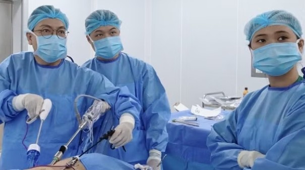 Phẫu thuật cắt khối u thận tăng gấp đôi kích thước sau 4 tháng