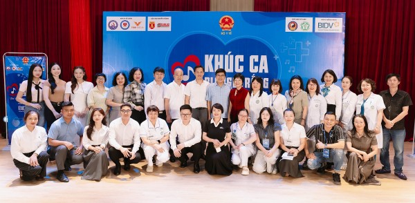 Khúc Ca Blouse Trắng 2026": Giai Điệu Từ Tâm Khơi Mầm Hy Vọng Tại Bệnh Viện Bạch Mai Cơ Sở Ninh Bình