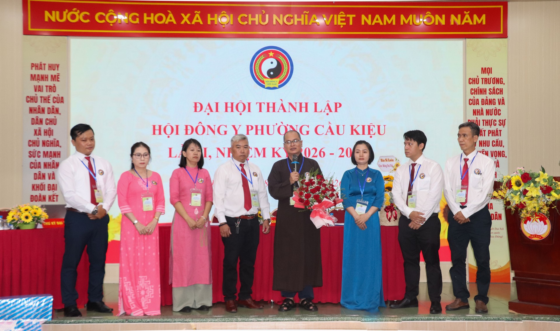 Hội Đông y phường Cầu Kiệu ra mắt, định hướng phát triển gắn với chuyển đổi số Hội Đông y phường Cầu Kiệu ra mắt, định hướng phát triển gắn với chuyển đổi số