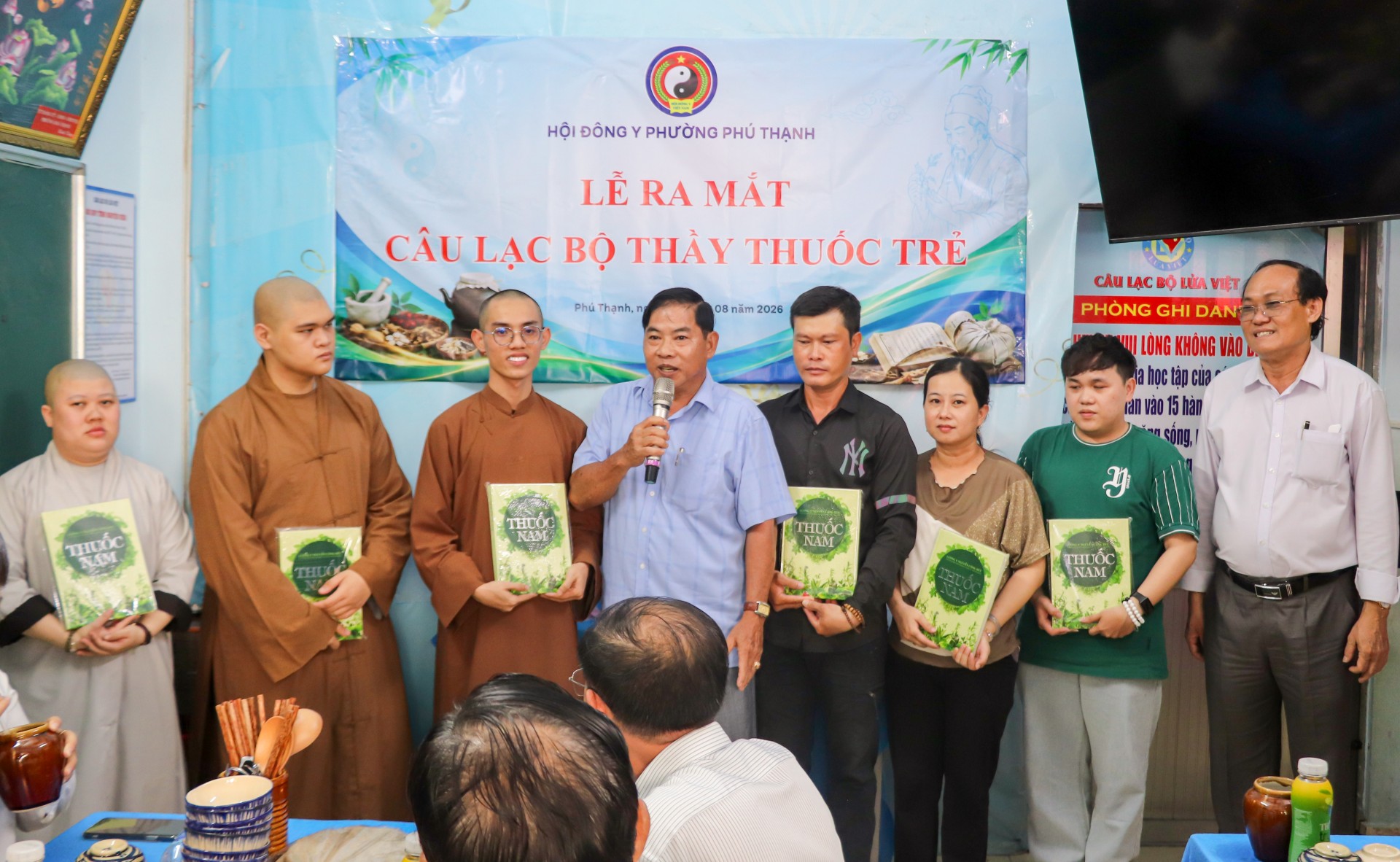 TP.HCM: Ra mắt Câu lạc bộ Thầy Thuốc Trẻ phường Phú Thạnh TP.HCM: Ra mắt Câu lạc bộ Thầy Thuốc Trẻ phường Phú Thạnh