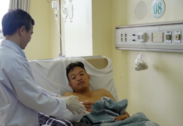 Nối thành công cẳng tay bị đứt lìa sau 6 tiếng phẫu thuật Nối thành công cẳng tay bị đứt lìa sau 6 tiếng phẫu thuật