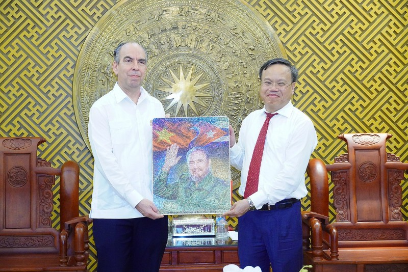 Quảng Trị tăng cường kết nối, mở rộng hợp tác với Cuba Quảng Trị tăng cường kết nối, mở rộng hợp tác với Cuba