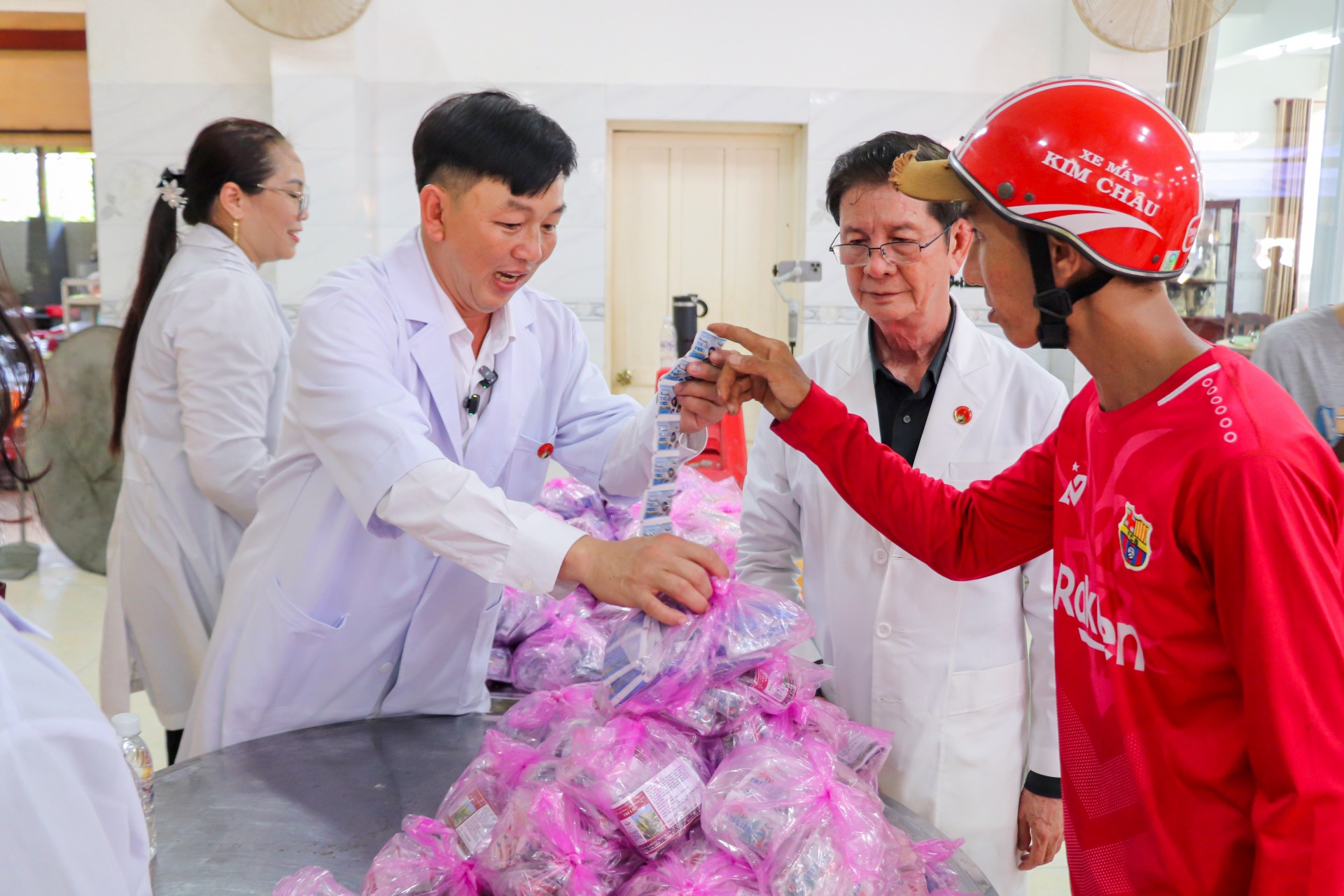 Hội Nam Y Việt Nam lan tỏa tinh thần thiện nguyện, chăm sóc sức khỏe cộng đồng tại An Giang
