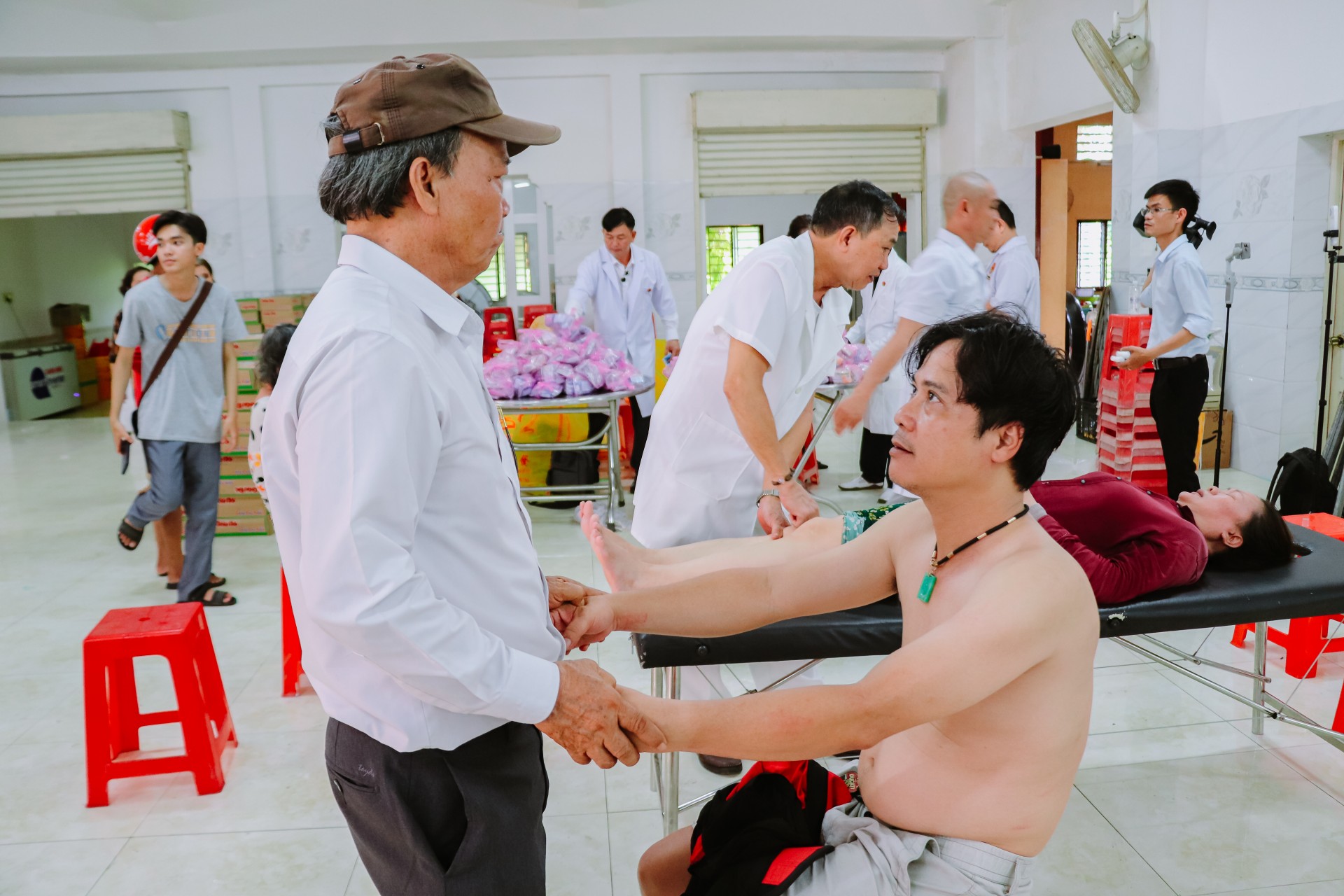 Hội Nam Y Việt Nam lan tỏa tinh thần thiện nguyện, chăm sóc sức khỏe cộng đồng tại An Giang
