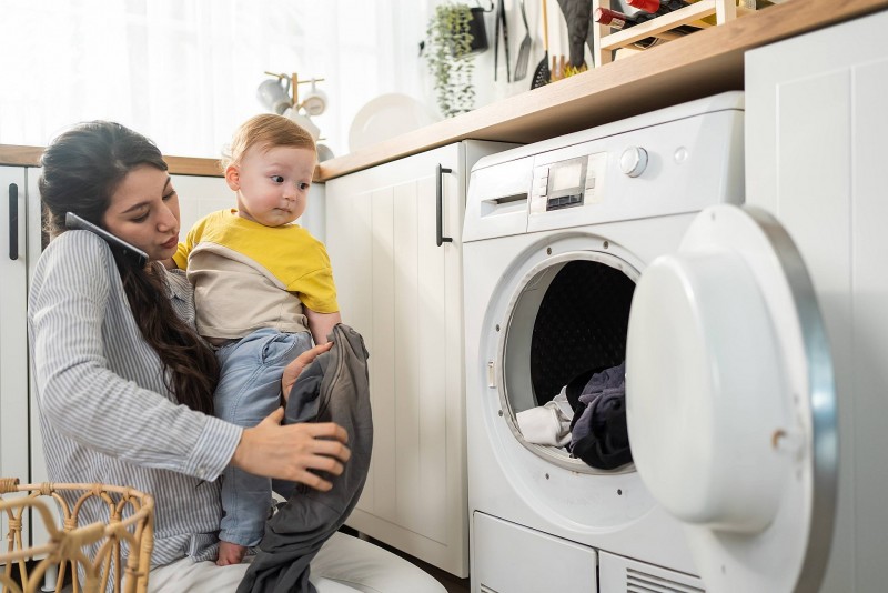 Câu chuyện giặt quần áo sao cho sạch và nỗi lo muôn thuở về vi khuẩn vô hình