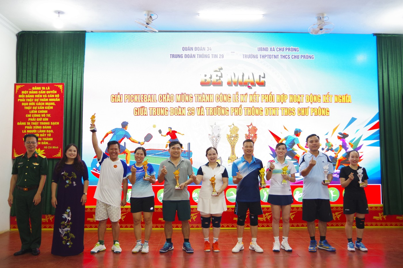 Gia Lai: Trung đoàn 29 ký kết phối hợp hoạt động kết nghĩa với Trường PTDTNT THCS Chư Prông Gia Lai: Trung đoàn 29 ký kết phối hợp hoạt động kết nghĩa với Trường PTDTNT THCS Chư Prông