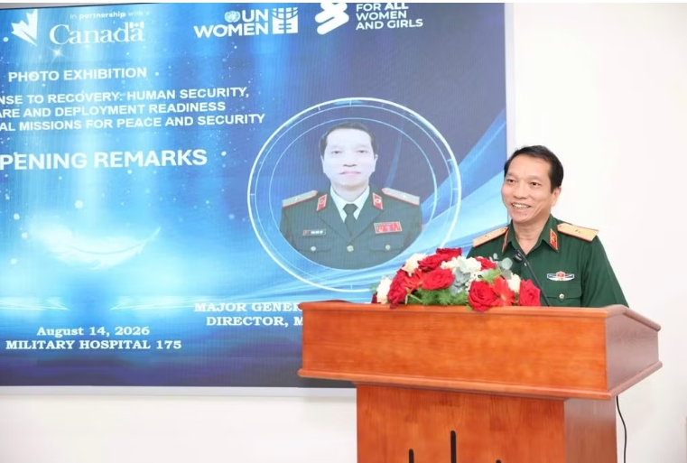 Tăng cường sẵn sàng bảo đảm y tế lấy con người làm trung tâm Tăng cường sẵn sàng bảo đảm y tế lấy con người làm trung tâm