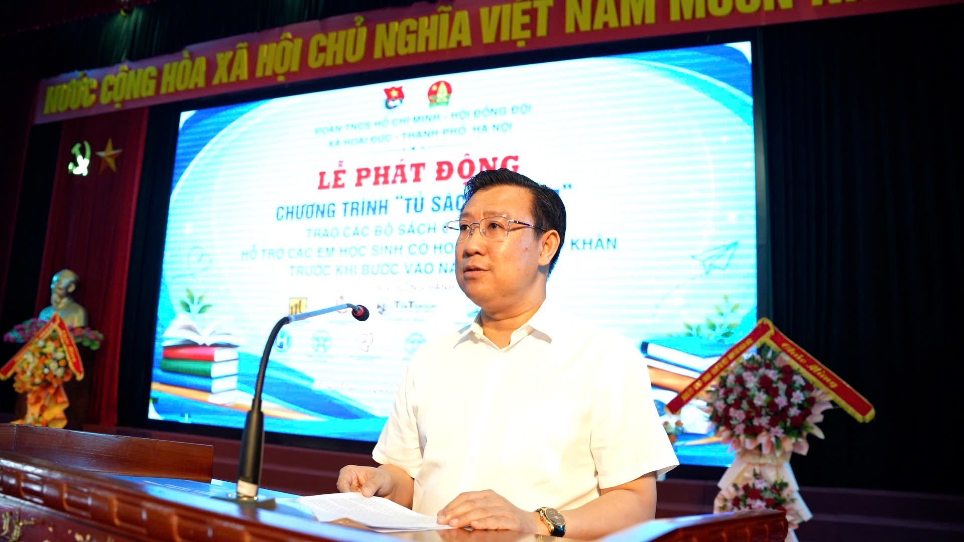 Lan tỏa tình yêu thương trước năm học mới: Lễ phát động chương trình Lan tỏa tình yêu thương trước năm học mới: Lễ phát động chương trình