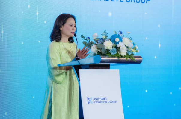Hợp tác Việt Nam-Singapore trong chăm sóc mắt, hướng tới chuẩn hóa nhãn khoa Hợp tác Việt Nam-Singapore trong chăm sóc mắt, hướng tới chuẩn hóa nhãn khoa