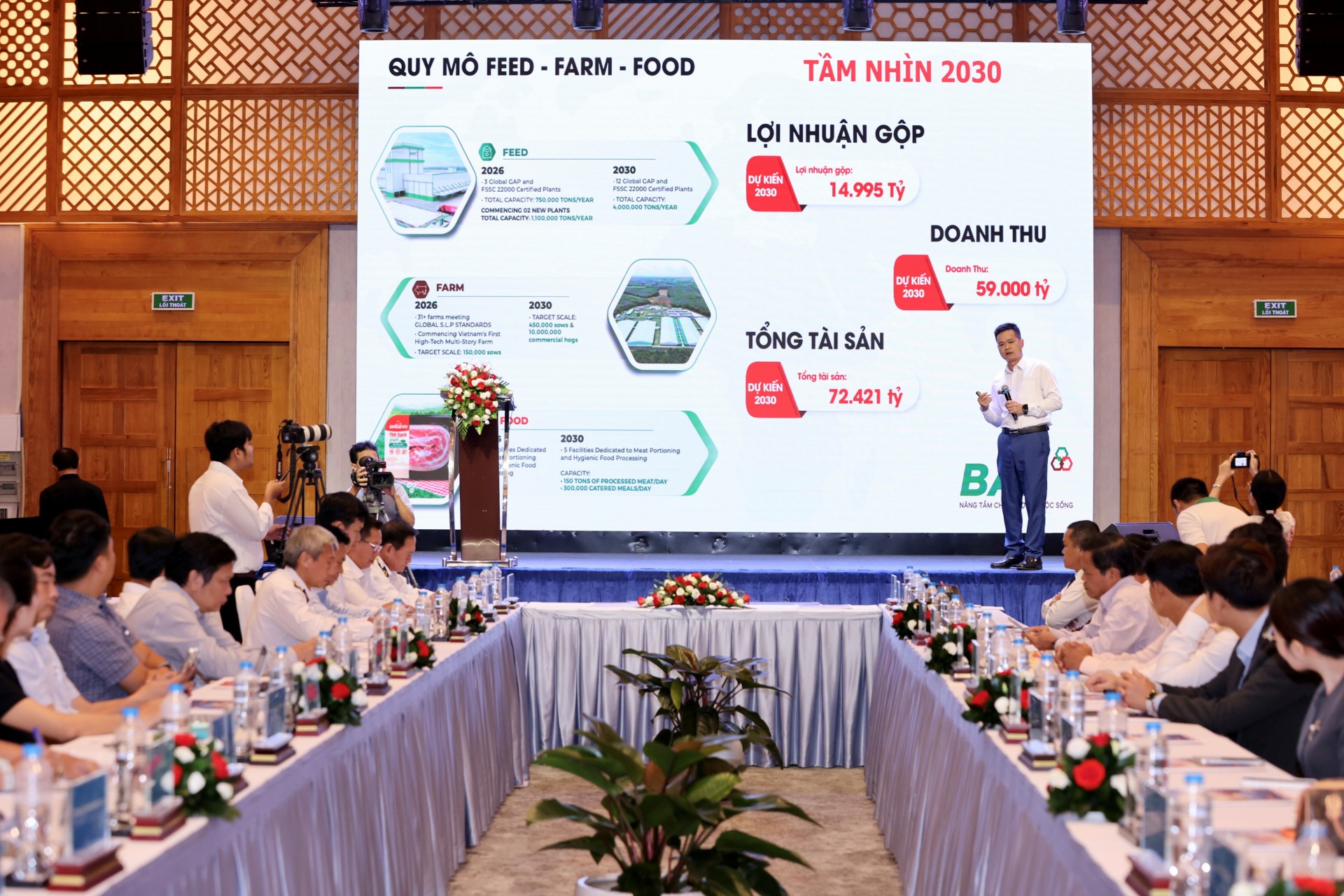 Tọa đàm “Hành trình vì hàng triệu bữa ăn an toàn”: Tăng cường kiểm soát chuỗi thực phẩm Tọa đàm “Hành trình vì hàng triệu bữa ăn an toàn”: Tăng cường kiểm soát chuỗi thực phẩm