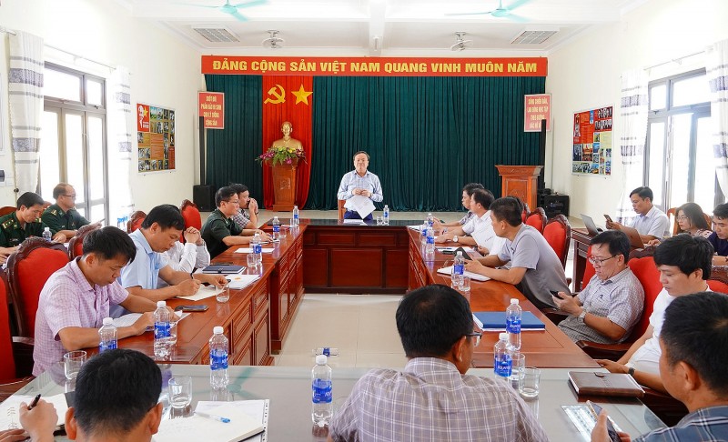Quảng Trị: Phó Chủ tịch UBND tỉnh Lê Đức Tiến kiểm tra, tháo gỡ vướng mắc tại Dự án Khu bến cảng Mỹ Thủy Quảng Trị: Phó Chủ tịch UBND tỉnh Lê Đức Tiến kiểm tra, tháo gỡ vướng mắc tại Dự án Khu bến cảng Mỹ Thủy