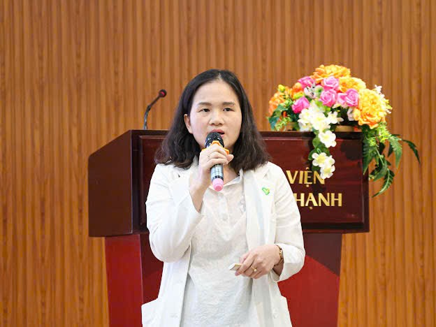 Đắk Lắk: Hội thảo cập nhật kiến thức về quản lý sức khoẻ phụ nữ thời hiện đại Đắk Lắk: Hội thảo cập nhật kiến thức về quản lý sức khoẻ phụ nữ thời hiện đại