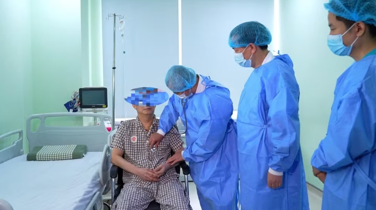 Hai lần ghép tim trong 3 ngày, giành lại sự sống cho bệnh nhân nguy kịch Hai lần ghép tim trong 3 ngày, giành lại sự sống cho bệnh nhân nguy kịch