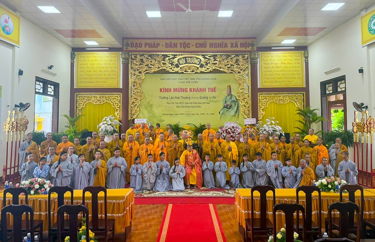 Quảng Ngãi: Trang nghiêm lễ khánh tuế Trưởng lão Hòa thượng Thích Quảng Xả