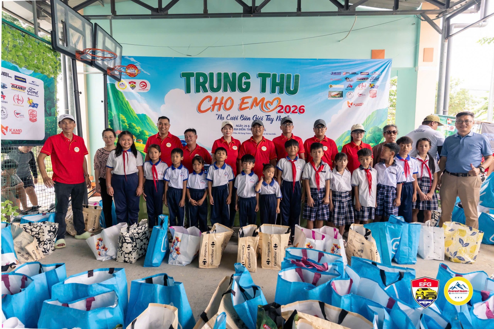 An Giang: Hơn 1.000 phần quà trao gửi yêu thương qua chương trình “Trung thu cho em 2026 – Nụ cười biên giới Tây Nam” An Giang: Chương trình “ Trung thu cho em 2026 – Nụ cười biên giới Tây Nam”. Hơn 1.000 phần quà trao gửi yêu thương nơi biên giới.