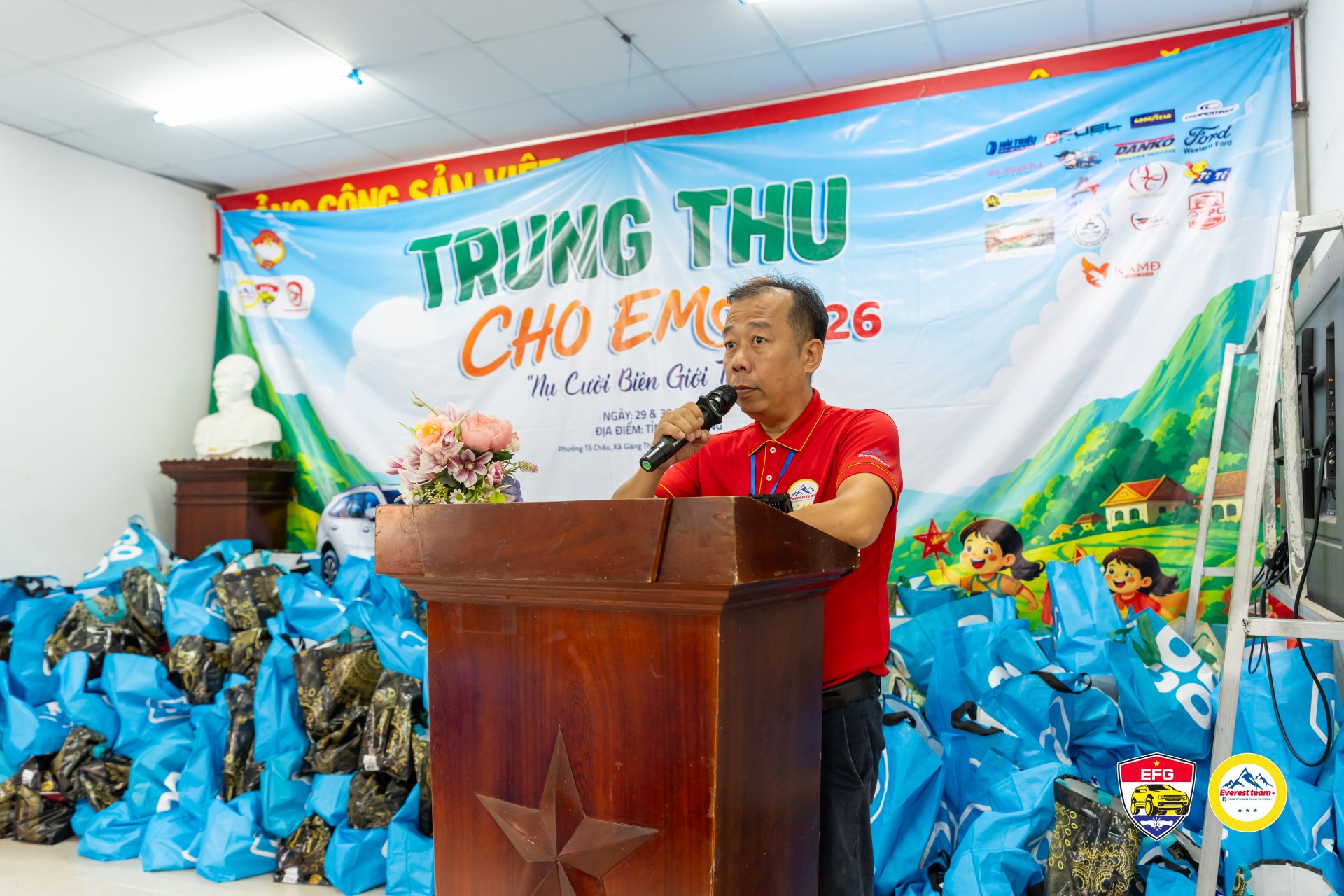 An Giang: Hơn 1.000 phần quà trao gửi yêu thương qua chương trình “Trung thu cho em 2026 – Nụ cười biên giới Tây Nam” An Giang: Chương trình “ Trung thu cho em 2026 – Nụ cười biên giới Tây Nam”. Hơn 1.000 phần quà trao gửi yêu thương nơi biên giới.