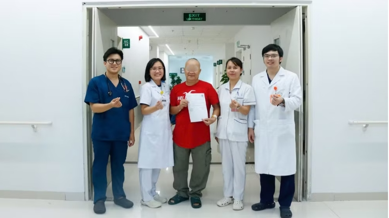 Sốc tim, tổn thương mạch vành vôi hóa nặng được xử trí bằng 2 kỹ thuật chuyên sâu Sốc tim, tổn thương mạch vành vôi hóa nặng được xử trí bằng 2 kỹ thuật chuyên sâu