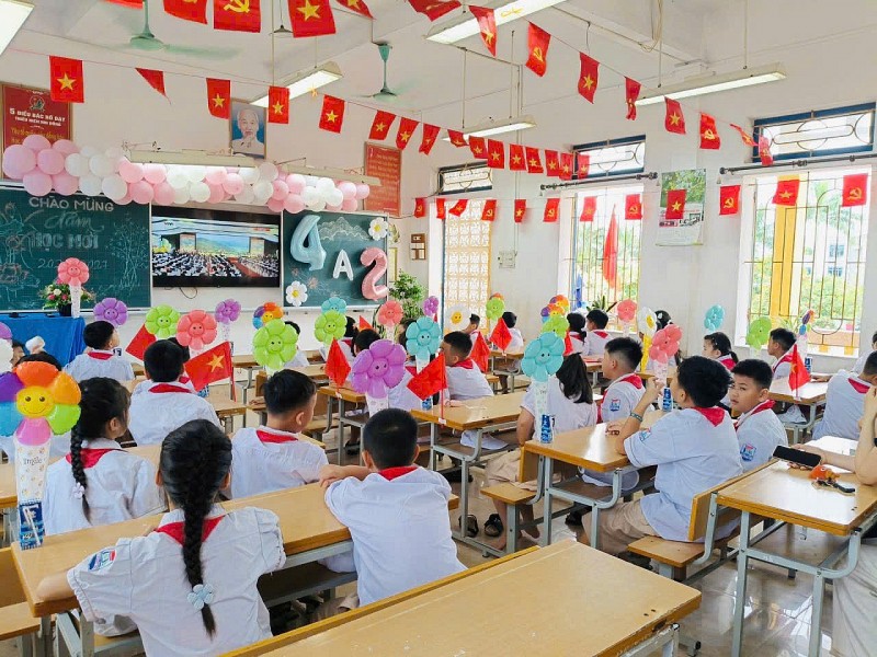 Trường Tiểu học Thái Thụy 2 khai giảng năm học đầu tiên sau khi thành lập Trường Tiểu học Thái Thụy 2 khai giảng năm học đầu tiên sau khi thành lập