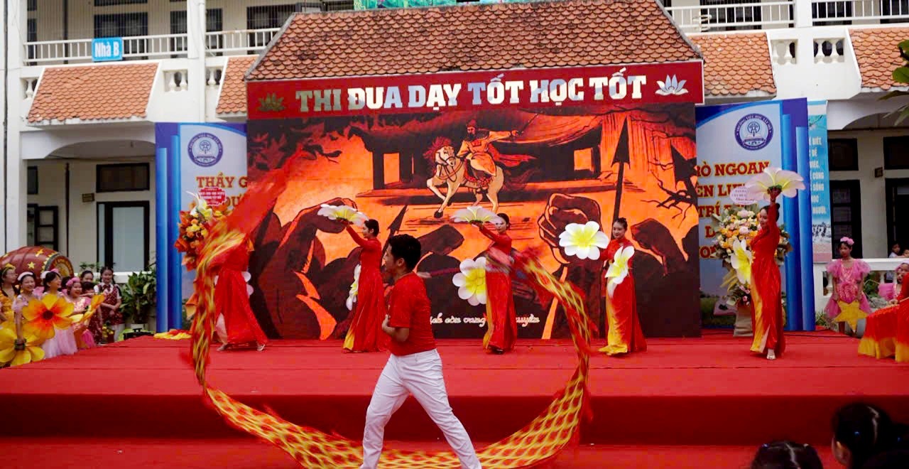 Rộn rã tiếng trống trường: Trường Tiểu học Tây Mỗ tưng bừng khai giảng năm học mới 2026 - 2027 Rộn rã tiếng trống trường: Trường Tiểu học Tây Mỗ tưng bừng khai giảng năm học mới 2026 2027