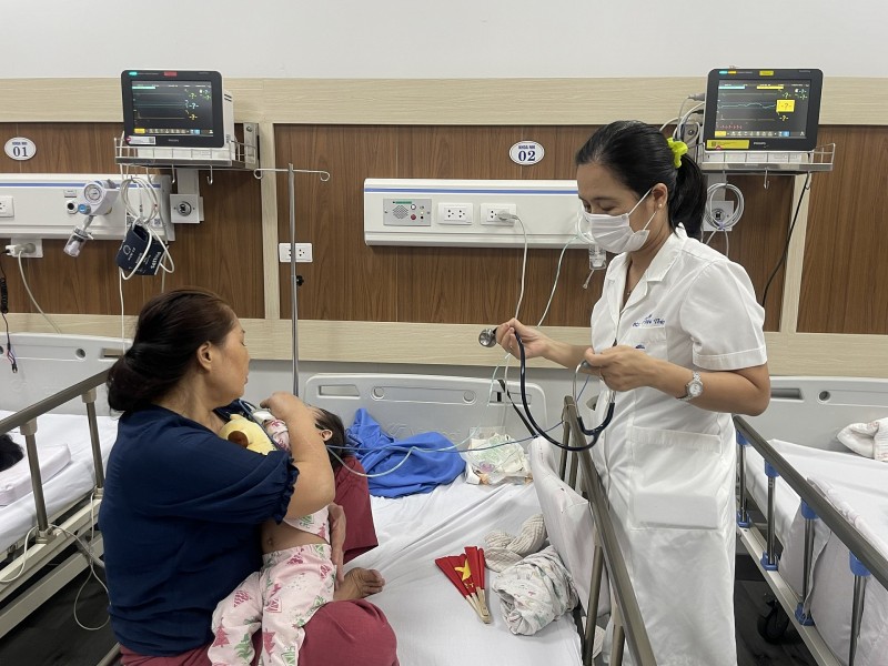 Vì sao nên phòng RSV cho trẻ ngay từ khi còn trong bụng mẹ? Vì sao nên phòng RSV cho trẻ ngay từ khi còn trong bụng mẹ?