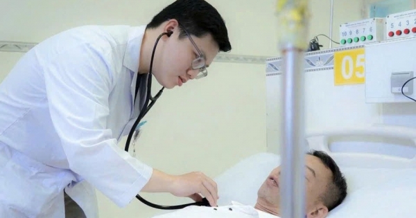 Vai trò của ép tim ban đầu trong cấp cứu ngừng tim đột ngột