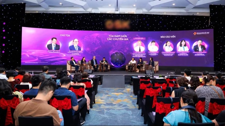 Bảo vệ người cao tuổi có bệnh nền bằng dự phòng chủ động
