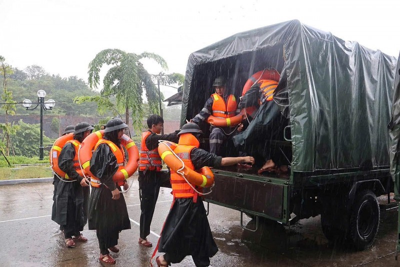 Quảng Trị: Cảnh sát cơ động tỉnh Quảng Trị chủ động lực lượng, phương tiện ứng phó mưa lớn Quảng Trị: Cảnh sát cơ động tỉnh Quảng Trị chủ động lực lượng, phương tiện ứng phó mưa lớn