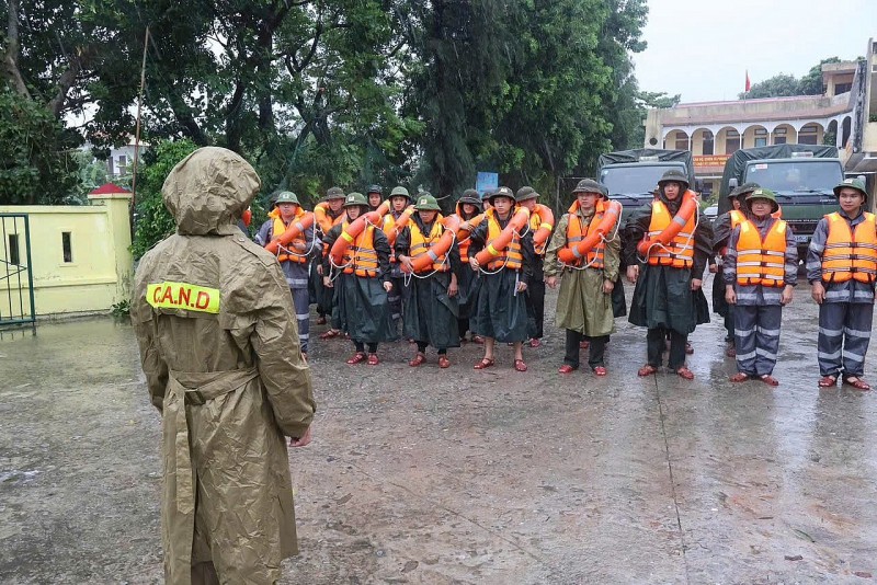 Quảng Trị: Cảnh sát cơ động tỉnh Quảng Trị chủ động lực lượng, phương tiện ứng phó mưa lớn Quảng Trị: Cảnh sát cơ động tỉnh Quảng Trị chủ động lực lượng, phương tiện ứng phó mưa lớn