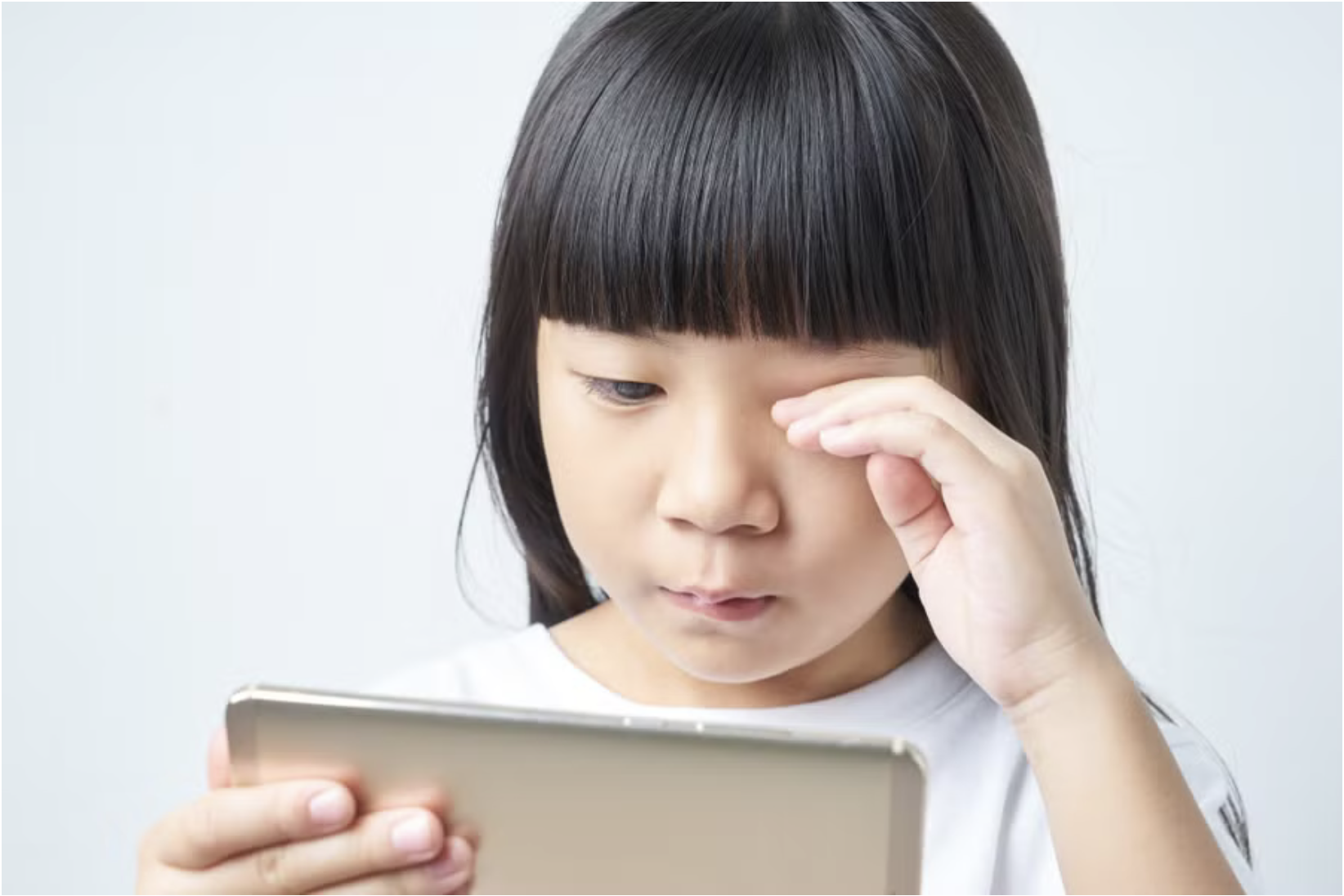 Cách hữu hiệu phòng ngừa cận thị học đường
