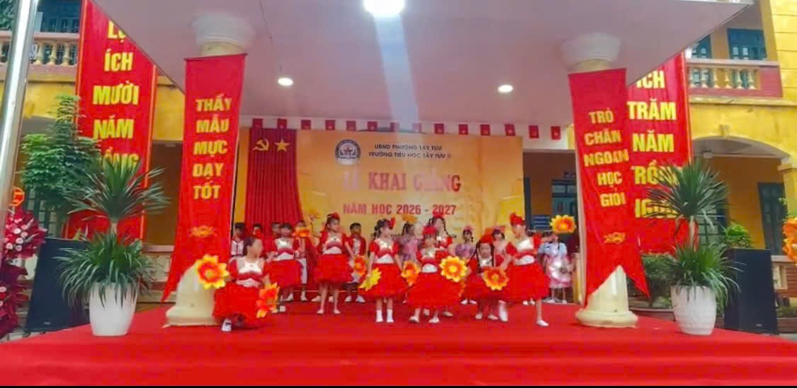 Trường Tiểu học Tây Tựu: Ổn định tổ chức, nâng cao chất lượng chăm sóc, giáo dục học sinh