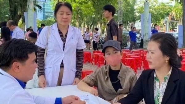 Chủ động chăm sóc và nâng cao sức khỏe toàn dân