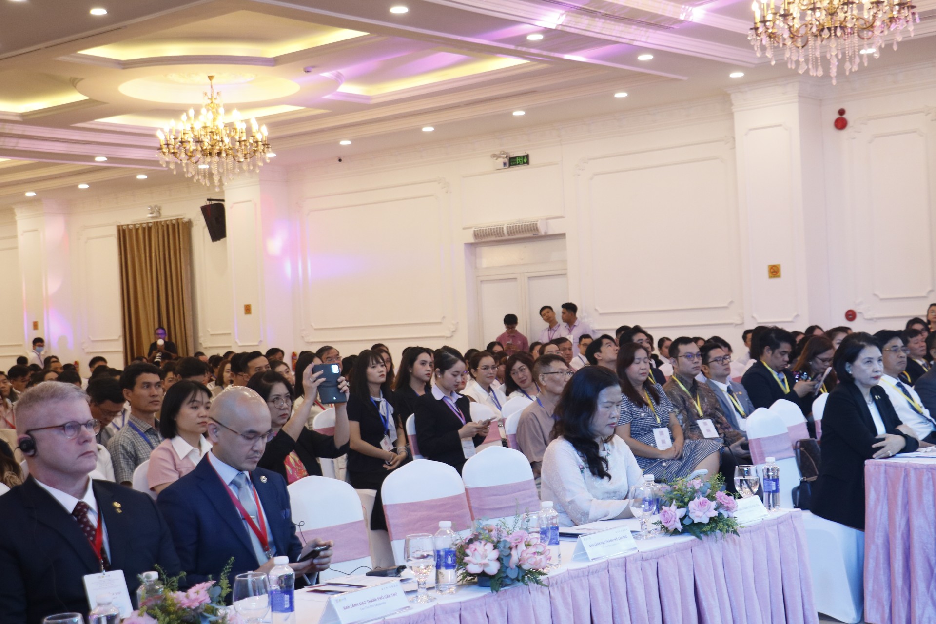 Kiến tạo mô hình y tế toàn diện trong kỷ nguyên mới