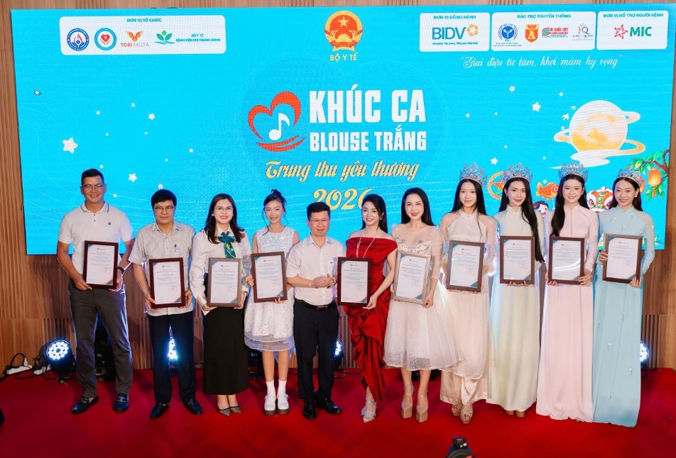 Rộn ràng và ấm áp Chương trình Nghệ thuật thiện nguyện “Khúc ca Blouse trắng – Trung thu yêu thương 2026” tại Bệnh viện Nhi Trung Ương