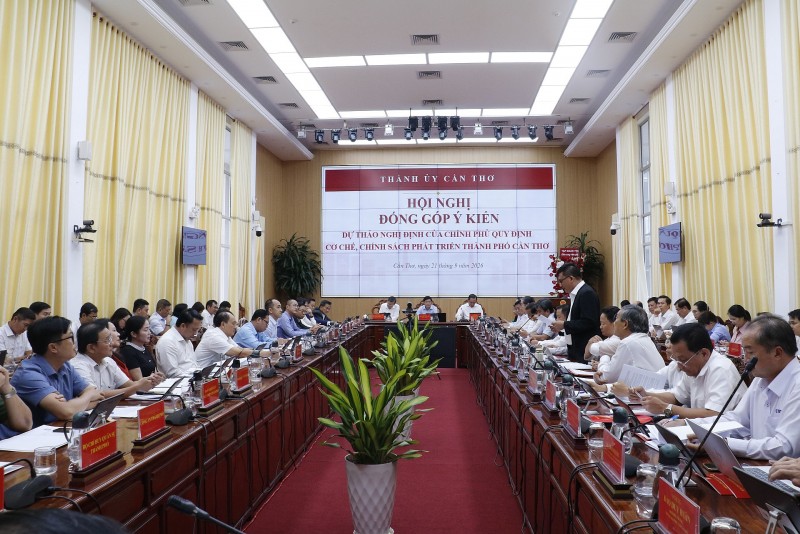 Để Cần Thơ xứng đáng là trung tâm Đồng bằng sông Cửu Long Để Cần Thơ xứng đáng là trung tâm Đồng bằng sông Cửu Long