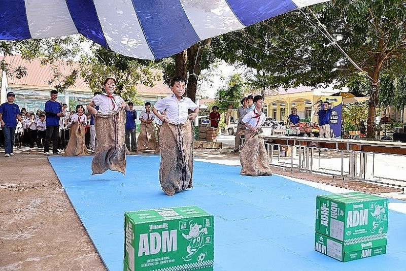 Gần 40.000 trẻ em cả nước vui đón Trung thu cùng Vinamilk