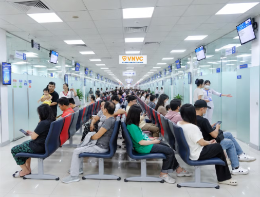 Lần đầu có vaccine phòng tay chân miệng cho trẻ từ 2 tháng tuổi