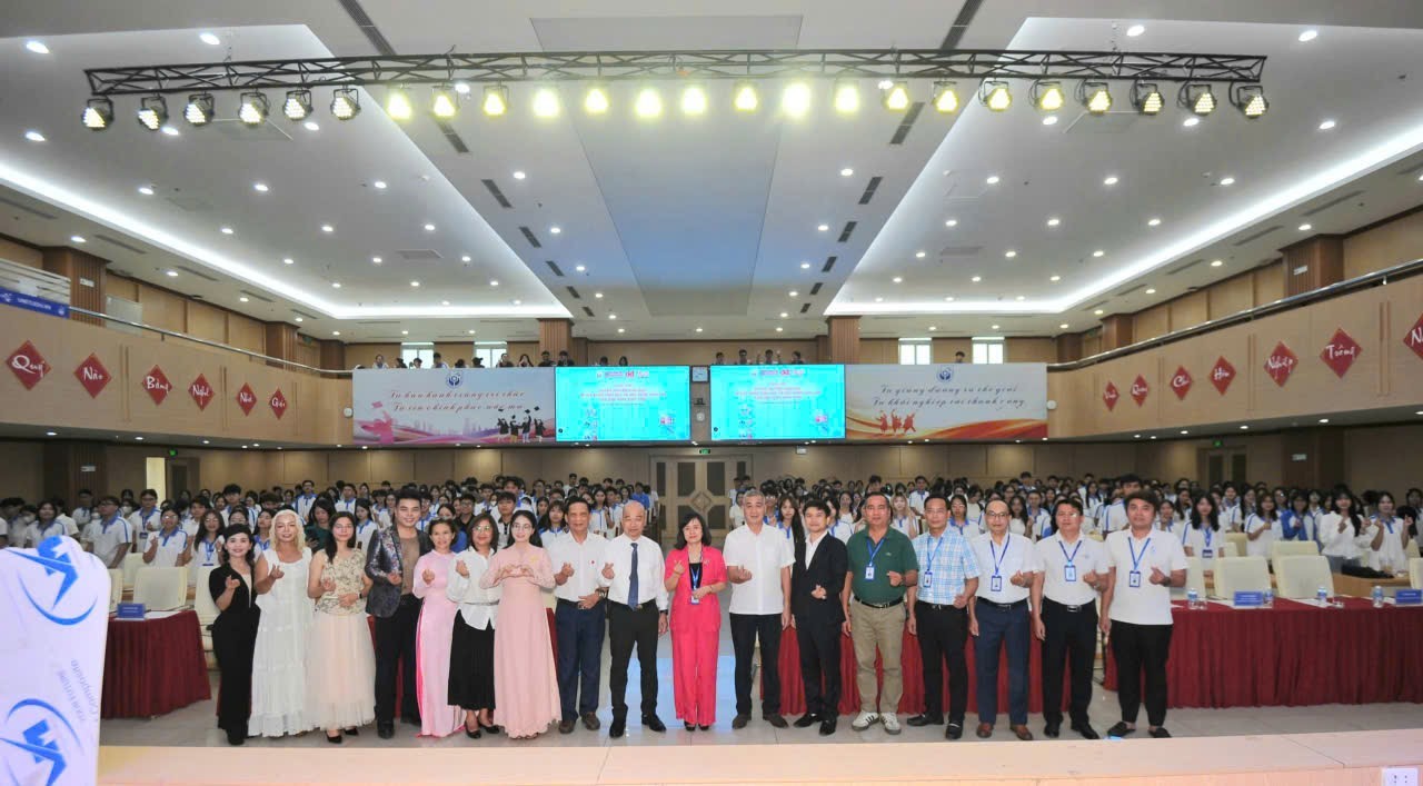 Trang bị kiến thức sức khỏe sinh sản cho giới trẻ: Khi Trang bị kiến thức sức khỏe sinh sản cho giới trẻ: Khi
