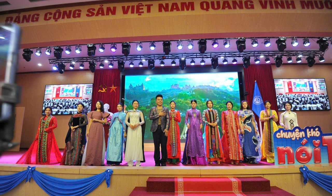 Trang bị kiến thức sức khỏe sinh sản cho giới trẻ: Khi Trang bị kiến thức sức khỏe sinh sản cho giới trẻ: Khi