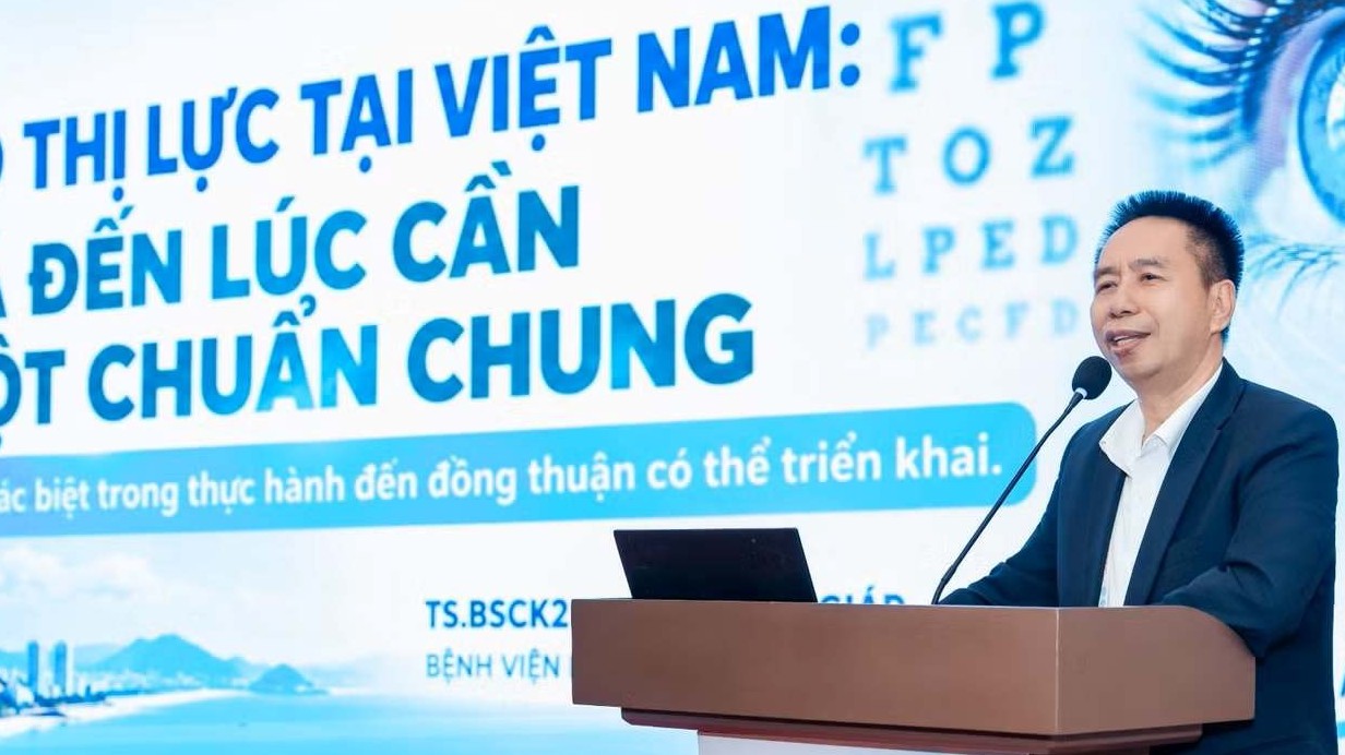 Đục thủy tinh thể là nguyên nhân khiến 74% số ca mù lòa ở nước ta