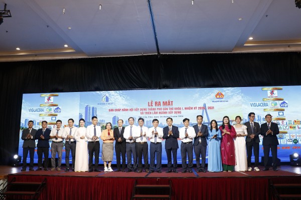 Hội Xây dựng TP.Cần Thơ đẩy mạnh chuyển đổi số và vật liệu xanh trong xây dựng