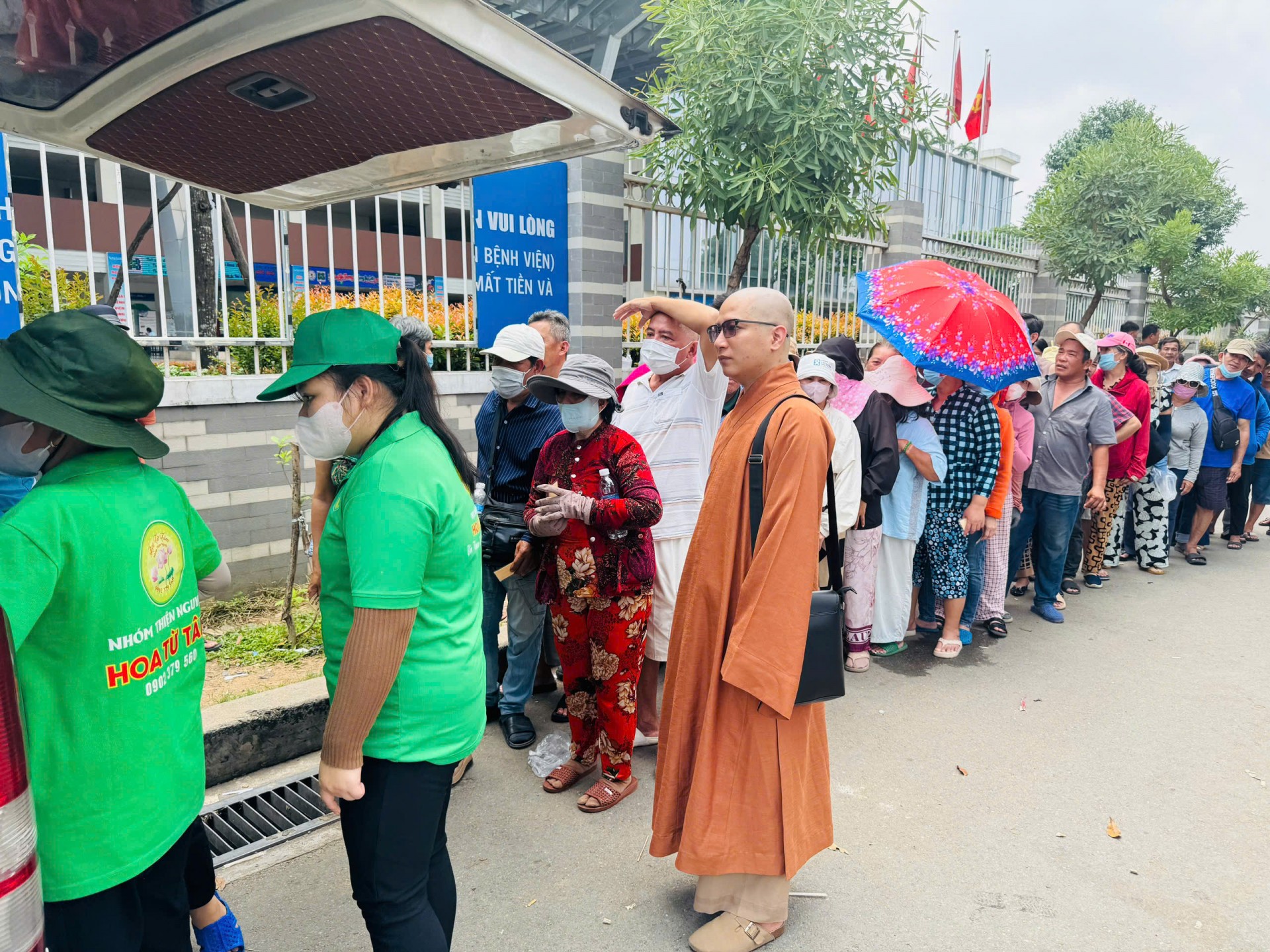 Trao yêu thương đến các bệnh nhi và bệnh nhân ung thư tại Bệnh viện Ung Bướu cơ sở 2