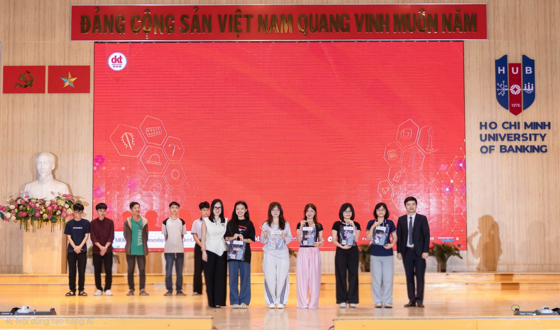 Trường Đại học Ngân hàng TP.HCM với chương trình truyền thông giáo dục Sức khỏe Tình dục và Sức khỏe Sinh sản “Chuyện khó nói to”
