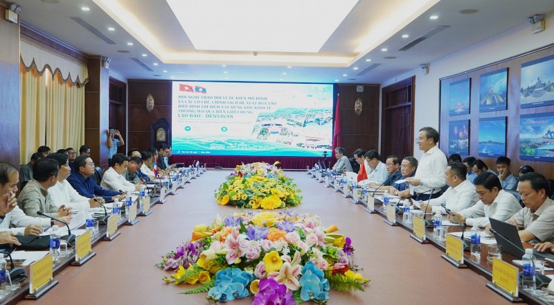 Quảng Trị - Savannakhet thúc đẩy xây dựng Khu kinh tế thương mại qua biên giới Lao Bảo - Densavan Quảng Trị - Savannakhet thúc đẩy xây dựng Khu kinh tế thương mại qua biên giới Lao Bảo - Densavan